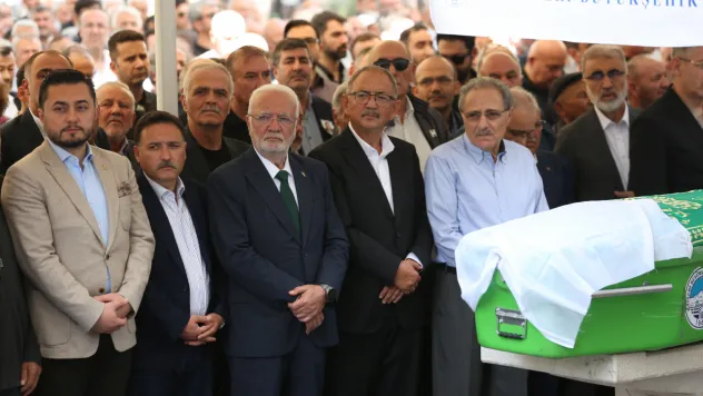 Şükrü Karatepe'nin eşi son yolculuğuna uğurlandı