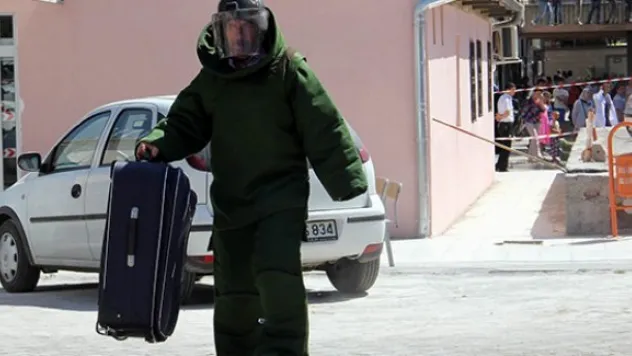 Şüpheli bavul paniğe neden oldu