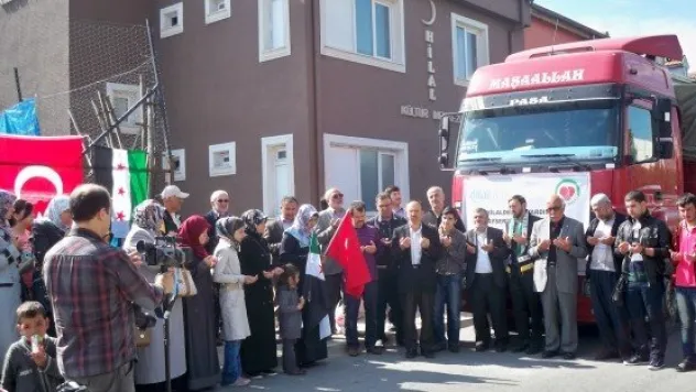 SURİYE'YE YARDIM TIRI YOLA ÇIKTI