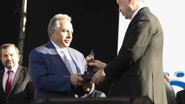 Talas Belediyesi'ne ödül yağmuru