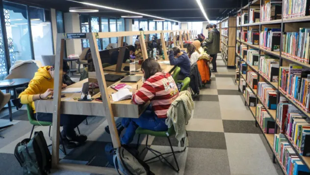 Talas'ın Kütüphaneleri Dolup Taşıyor