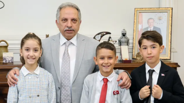 Talas makamı da minik ellerdeydi