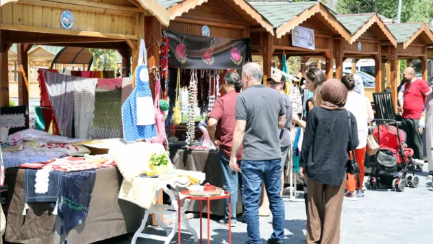 Talas'ta Bayram Öncesi 'Maharetli Eller'