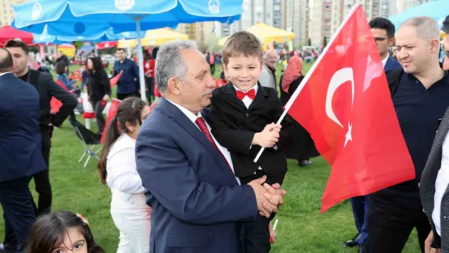Talas'ta Çocuklara Çifte Bayram Coşkusu