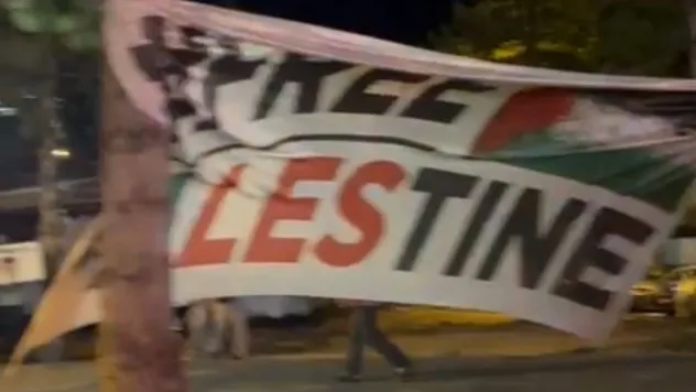 Talas'ta Starbucks'ın önünde protestolu tepki