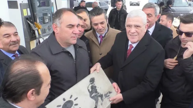 Tomarza'da İYİ Parti Genel Başkanı Müsavat Dervişoğlu rüzgarı