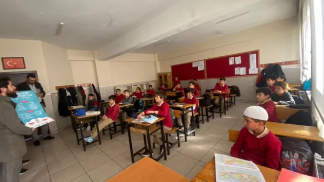 TÜGVA'dan Ödüllü Kitap Kurdu Yarışması