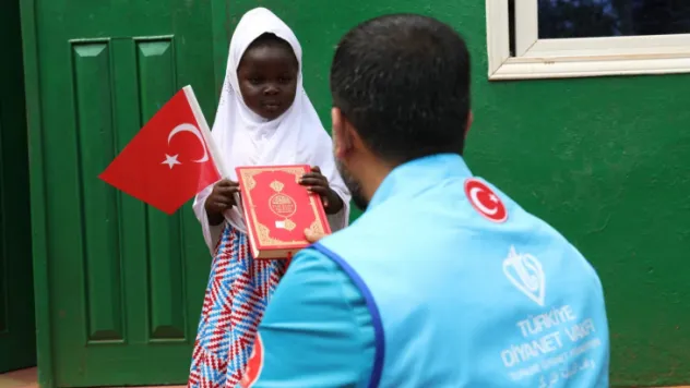 Türkiye Diyanet Vakfı 85 ülkede 1,5 milyon Kur'an-ı Kerim hediye etti