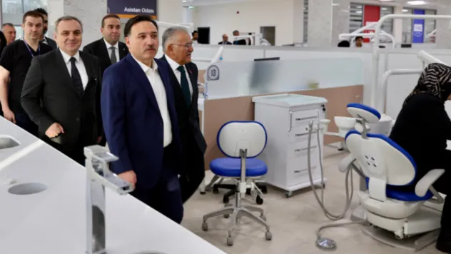 Türkiye'nin en büyük diş Hastanesi'ne Hasta Kabul Başladı