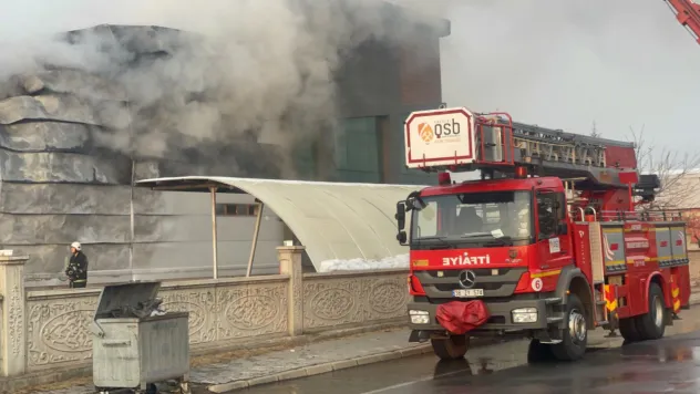 Üç kişinin hayatını kaybettiği fabrika yangını nedeniyle açılan davanı ikinci celsesi görüldü