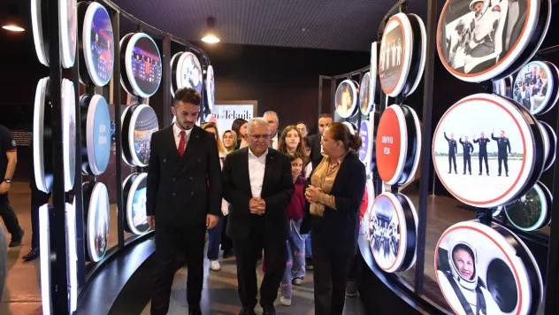 'Ufkun Ötesinde' ve '7,5 Milyon Yıllık Fosiller' sergisi açılışı gerçekleştirildi