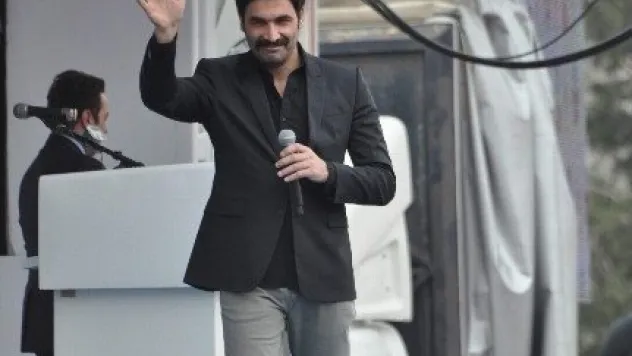 Uğur Işılak: 'o Sözlerden Recep Tayyip Erdoğan'ı Kaldırın, Başka Bir Liderin İsmini Koyun, Uymuyor'