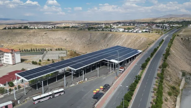 Ulaşımda güneş enerjisi ile elektrikli otobüs şarj dönemi