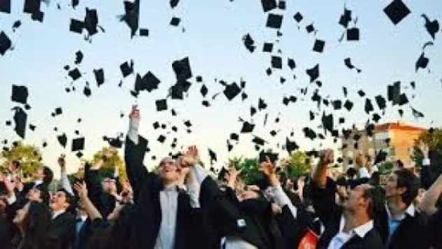 Uluslararası Mezuniyet Coşkusu 
