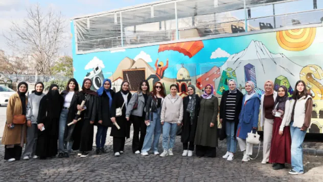 Üniversite öğrencileri, Talas'ın kültürel zenginliklerini ziyaret ettiler