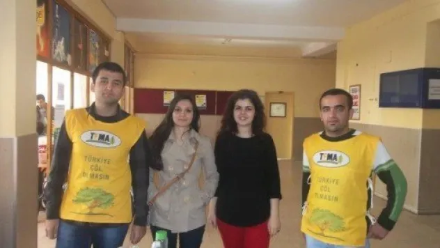 Üniversite'de Yeşil Stand