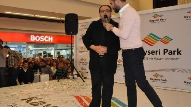 Ünlü Sanatçı Alişan Hayranıyla Düet Yaptı