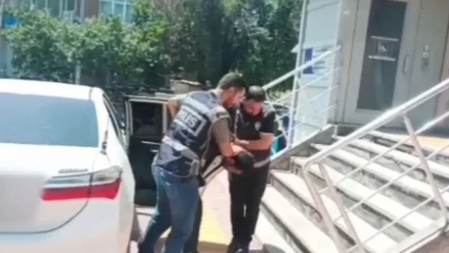 Uyuşturucu madde ticareti yapmak suçundan aranan firari yakalandı