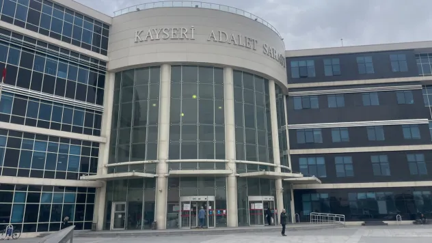 Uyuşturucu ticareti suçuyla yargılanan sanık 18 yıl 7 ay hapis cezası aldı