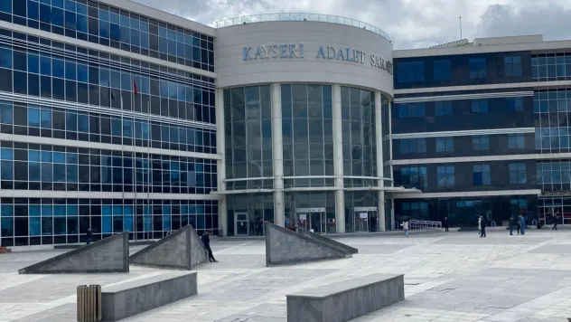 Uyuşturucu ticaretiyle yargılanan sanık suçlamayı reddetti