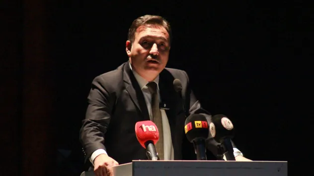 Vali Çiçek: 'Öğretmenlik, millete adanmış bir ömürdür'