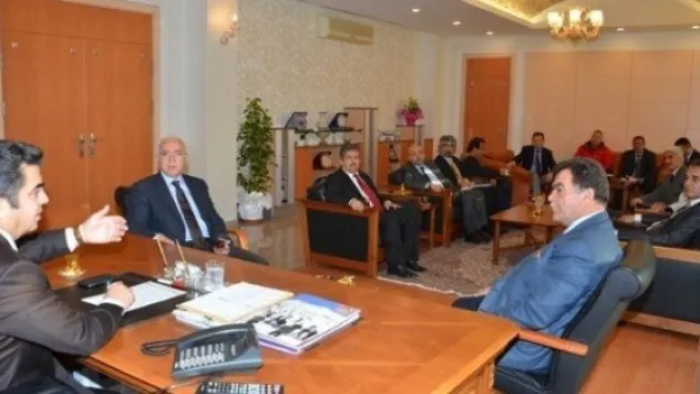 Vali Düzgün'den 'emıtt'e Katkı Sağlayanlara Teşekkür 