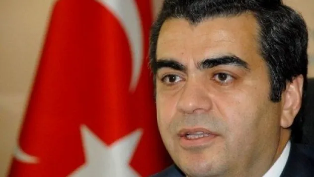 Vali Twitter'dan seslendi: ' Siz de okursanız, anlarsınız...'