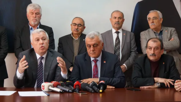 Milletvekili Arık'tan deprem mağduriyeti üzerinden siyaset