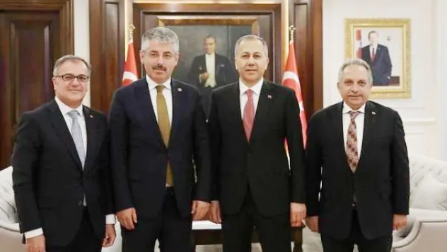 Vekil Çopuroğlu, Talas ve Hacılar'ın taleplerini bakana iletti