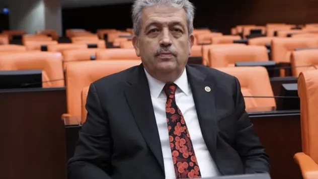 Vekil Özsoy, 'Siyonistlere ses çıkarmayan tüm batılı emperyalist ülkeleri lanetliyorum'