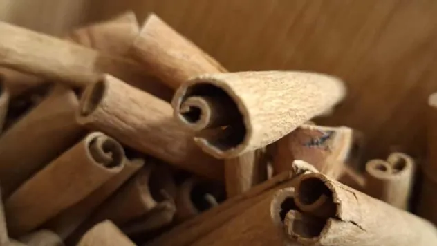 Vücudu hastalıklardan ve iltihaplardan koruyor İşte tarçının faydaları