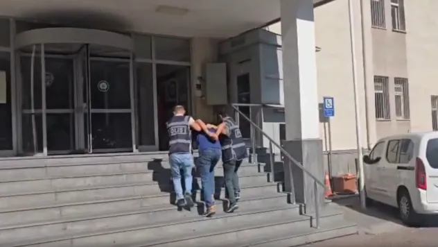Yağma suçundan 10 yıl hapis cezasıyla aranan şahıs yakalandı