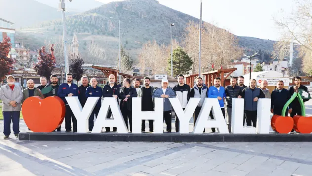Yahyalı Belediyesi idarecileri güne toplu spor ve kahvaltıyla başlıyor