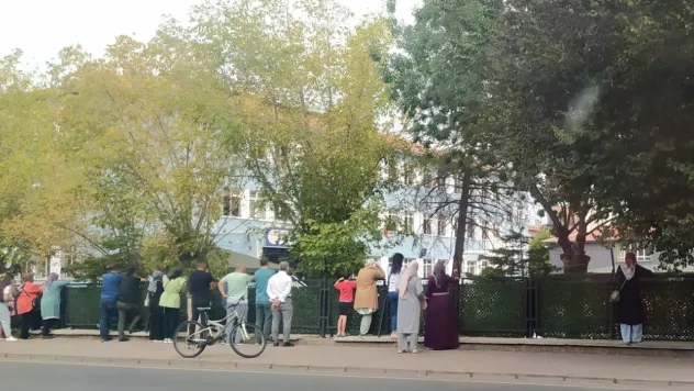 Yaklaşık 20 milyon öğrenci için ders zili çaldı