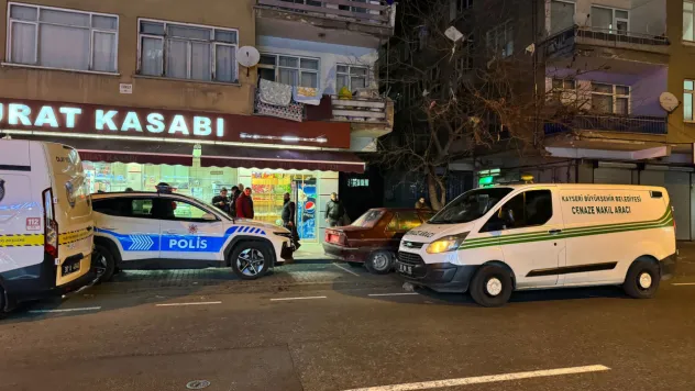 Yaşlı adam evinde ölü bulundu