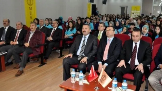 'yazarlar Okurları İle Buluşuyor' Projesi 