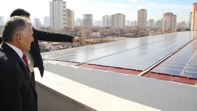 Yıldırım Beyazıt Kapalı Semt Pazar Yeri Güneş Paneli kuruldu