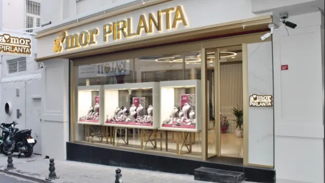 Yüzde 40 İndirimli Beştaş Yüzük - Amor Pırlanta