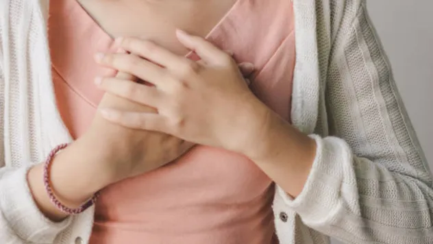 Zatürrede ateş, öksürük ve göğüs ağrısına dikkat