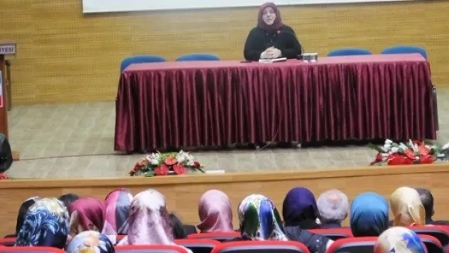 'ZULÜM HER YERDE, AMA ARAKAN BAŞKA'