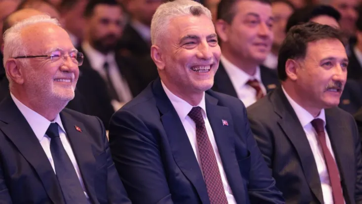 Bakan Bolat; “Para biriktirir gibi ihracatımızı yükseltmeye çalışıyoruz”