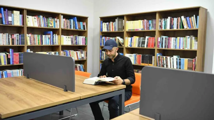 Diş Hastanesi Yeni Ek Binasına Okuma Salonu Kazandırıldı