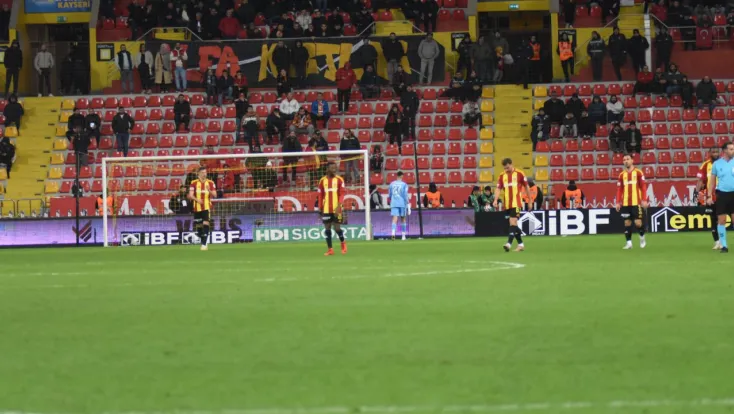 Kayserispor, en çok gol yiyen takım oldu