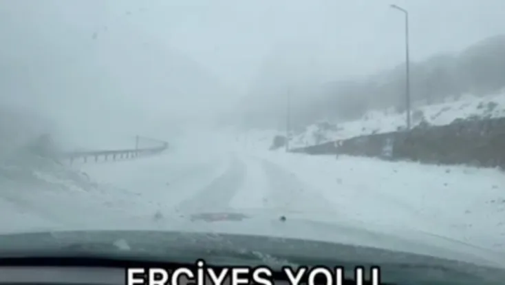 Pınarbaşı-Gürün ve Erciyes yolu ulaşıma kapandı