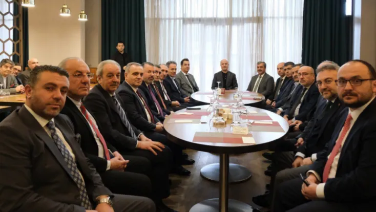 Rektör Altun ve Karamustafa, Anadolu Üniversiteler Birliği İstişare Toplantısı’na Katıldı