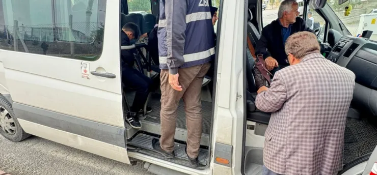 Hacılar'da okul servislerinde denetim