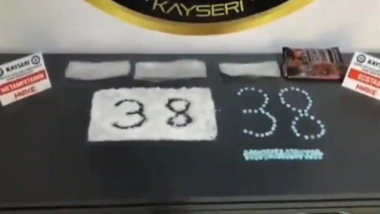 'Narkotik ekipleri adım adım takip etti, zahir tacirini böyle yakaladı'