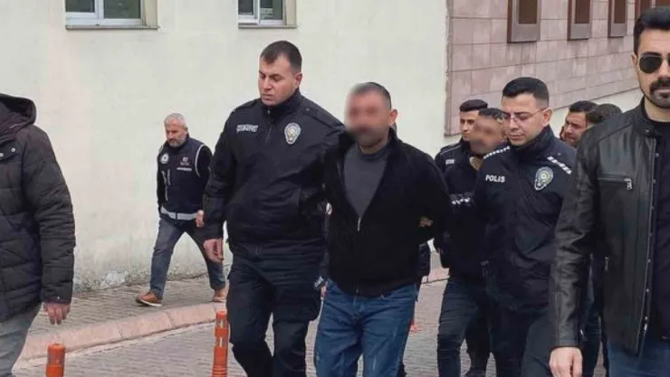 'Yılanlar Grubu' çetesi üyeleri adliyeye sevk edildi