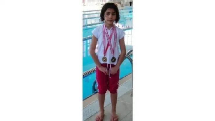 11 Yaşındaki Milli Yüzücü Havuzda Boğulma Tehlikesi Atlattı