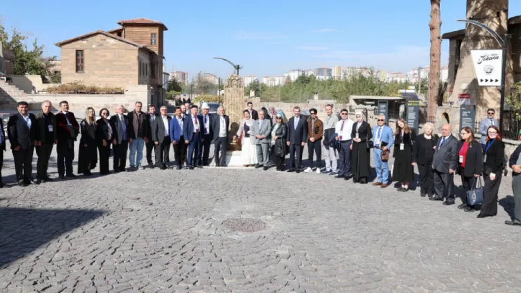 14 Ülkeden 54 Yazar ve Şair Türkçe Sokağı'nda Buluştu